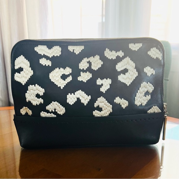 3.1 phillip lim 31 Minute Leather Pouch Black/White Good Condition - Picture 2 of 14
